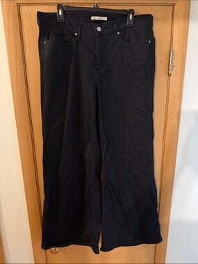 Levi’s Women's 318 Shaping Wide Leg Stretch Jeans Black Size 33